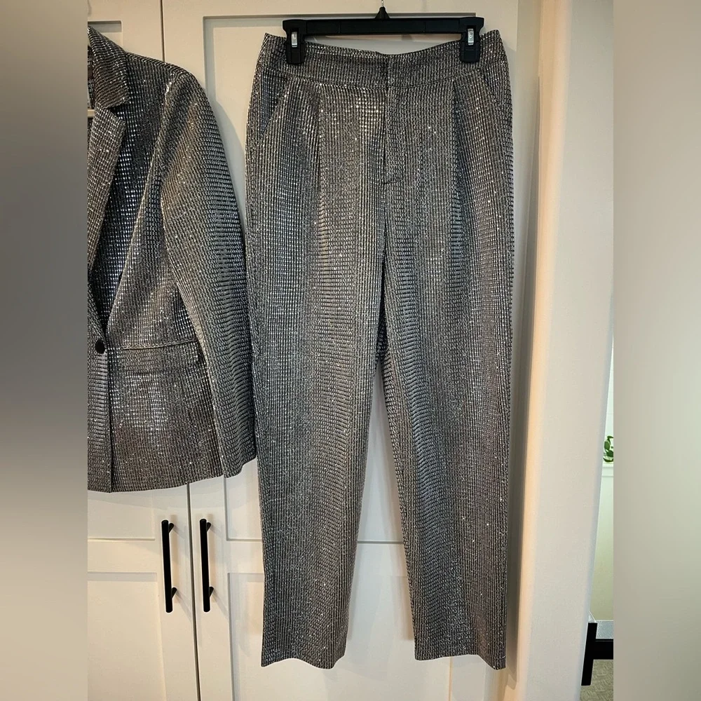 NWOT Sans Souci Silver Glitter Suit Set Blazer Pants Party NYE Medium